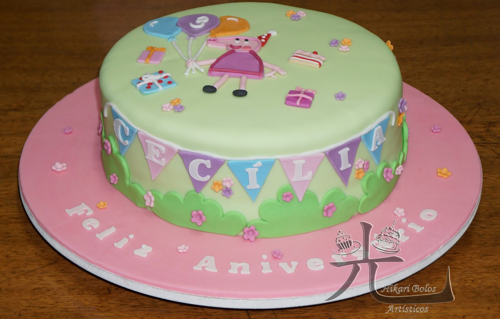 Bolo e Cup Cake "PEPPA PIG" Hikari Bolos Artísticos