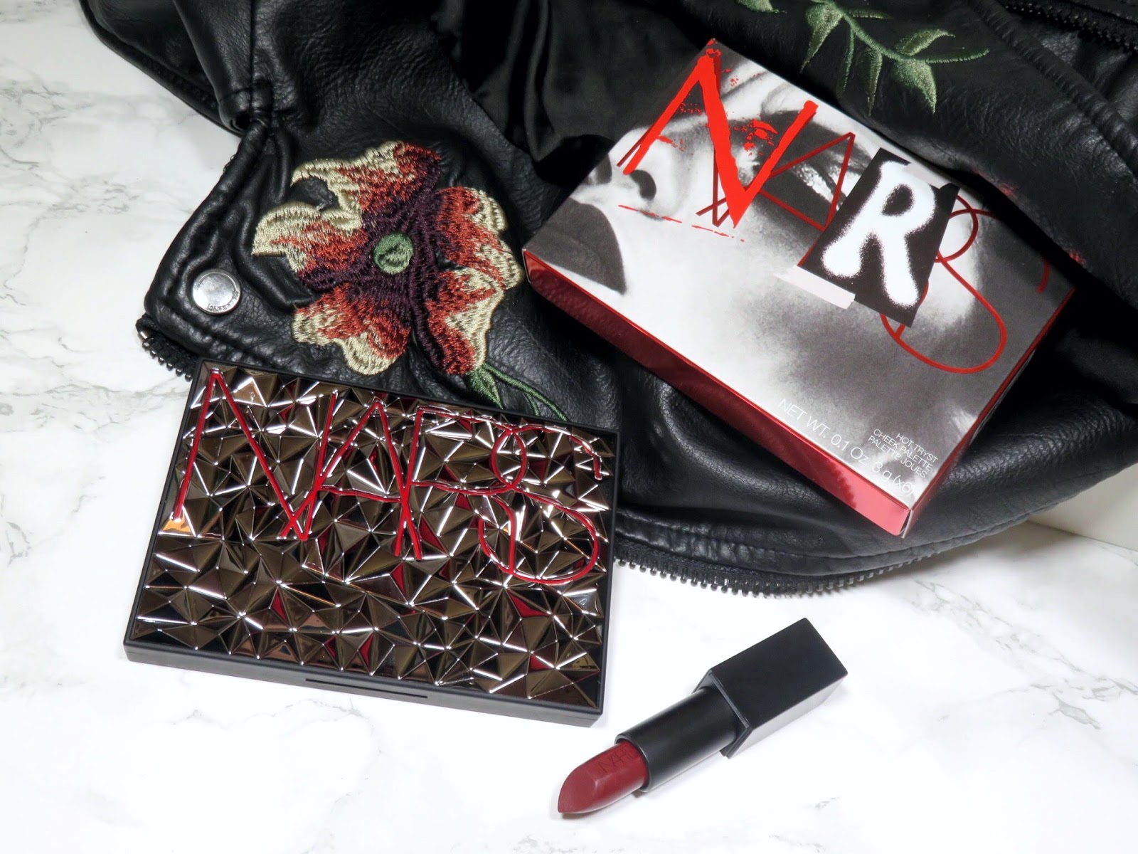 Review, NARS Holiday 2018 Hot Tryst Cheek Palette