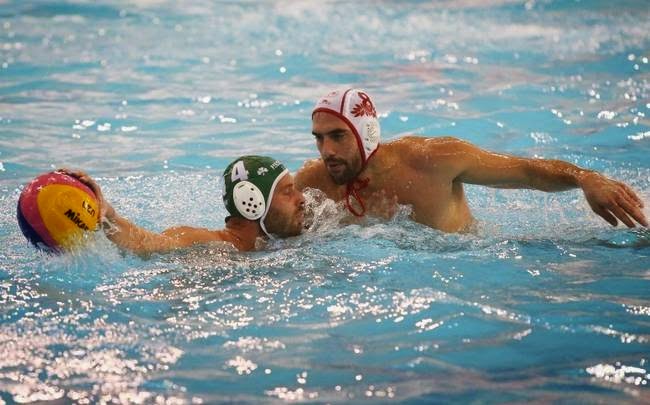 Σε άλλο γήπεδο...