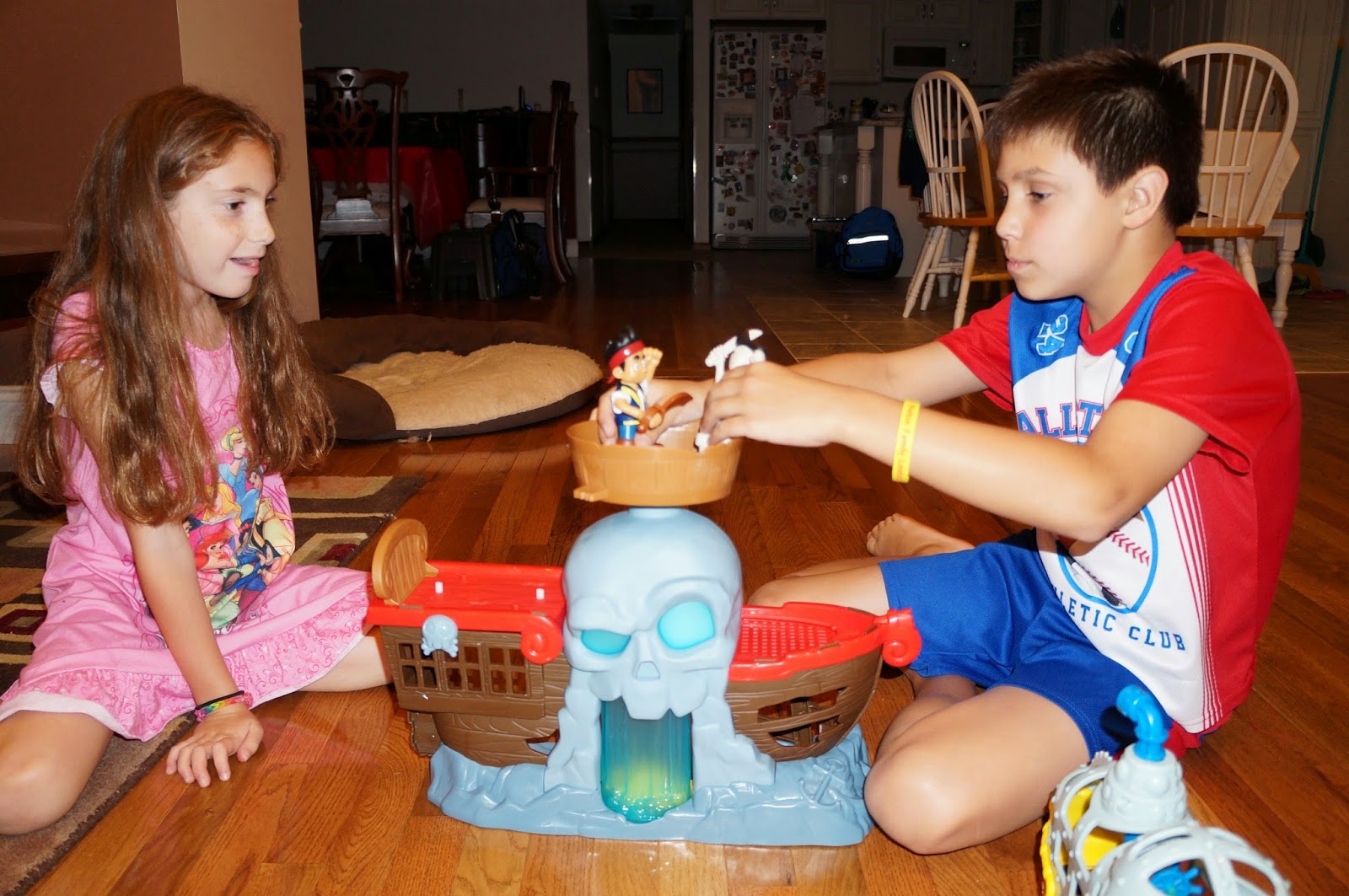 Evan and Lauren's Cool Blog: 9/10/14: Disney Junior's Pirate and
