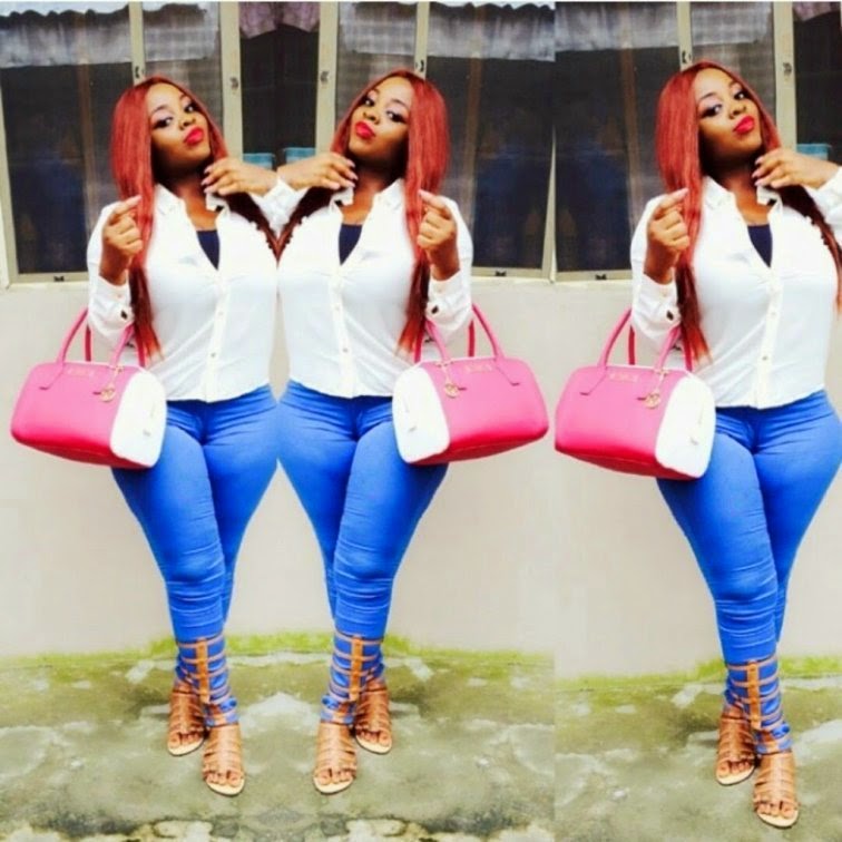 Unilag Curvy Babe Wants You Guys To See Her Assets [see