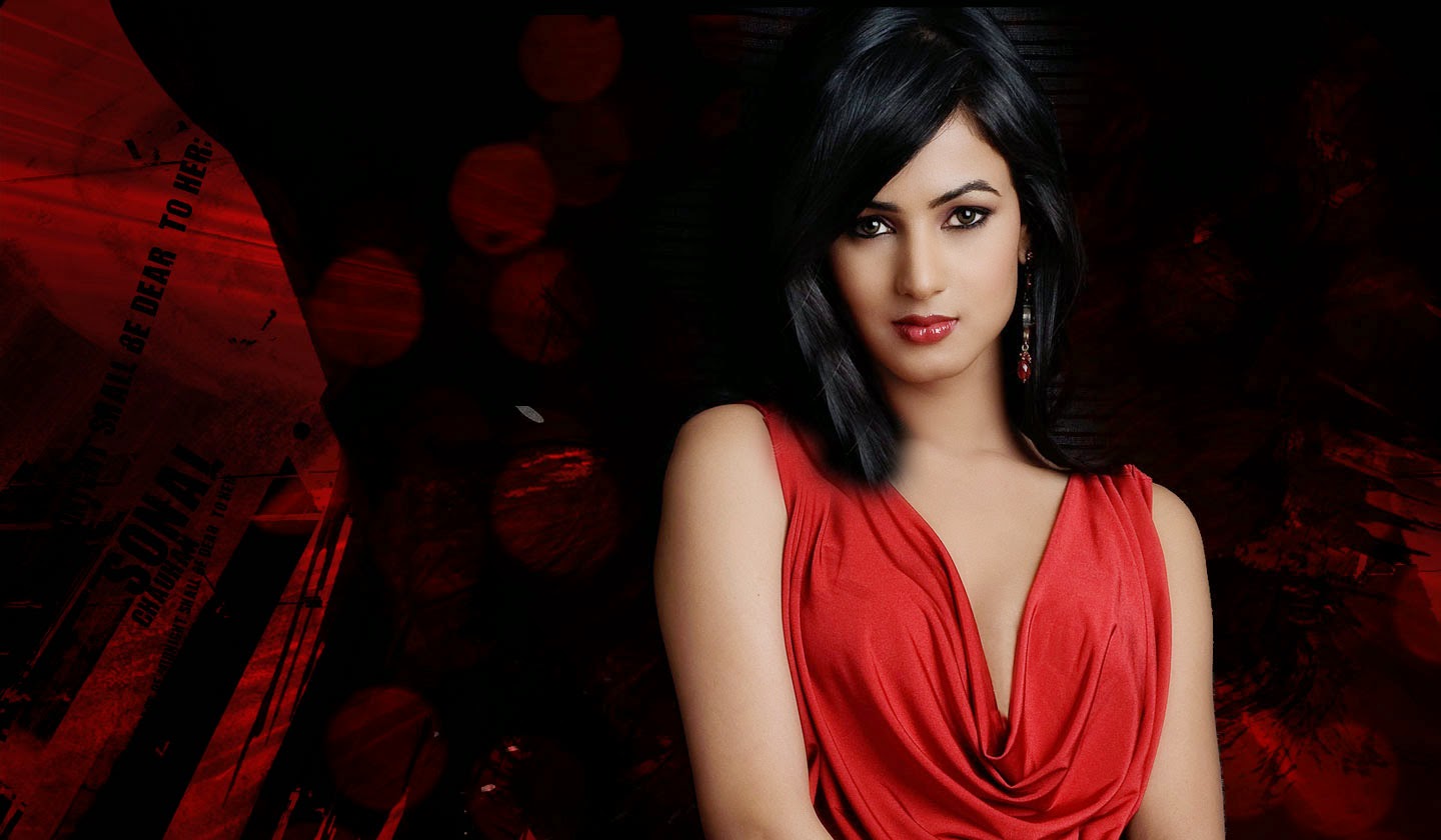 Sonal Chauhan Wallpapers 2020 | Most Beautiful Hot HD Images