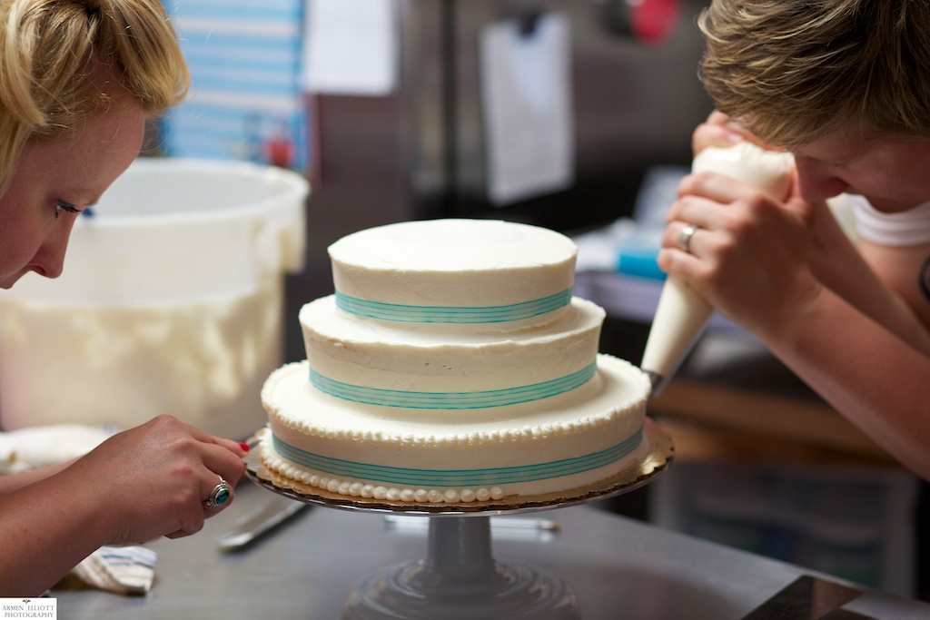 Armen Elliott Photography Sweet Girlz Bakery in Downtown Easton!