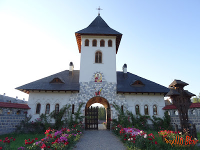 Manastirea Izvoru Muresului