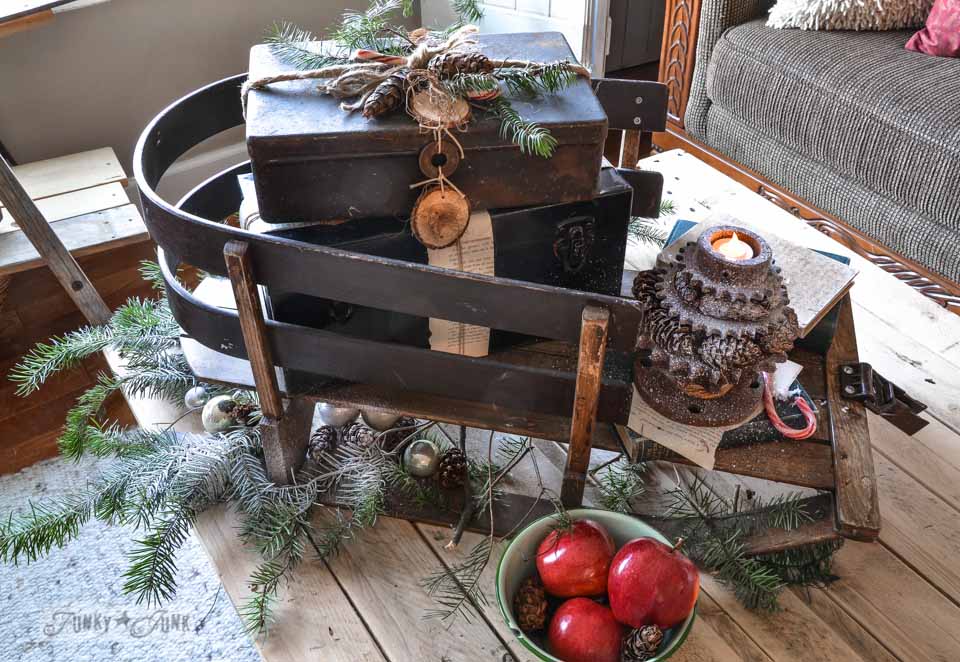 How to Style a HolidayTool Box