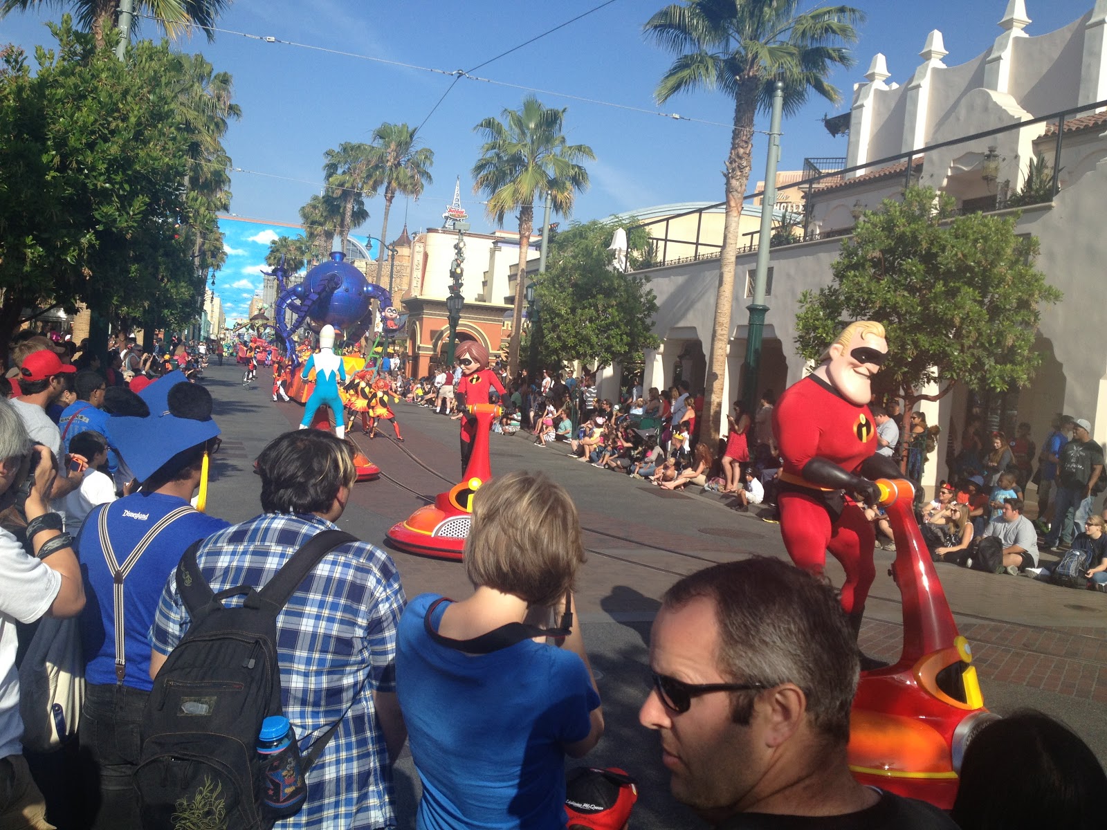 A Lovely Commotion: Disneyland Grad Night