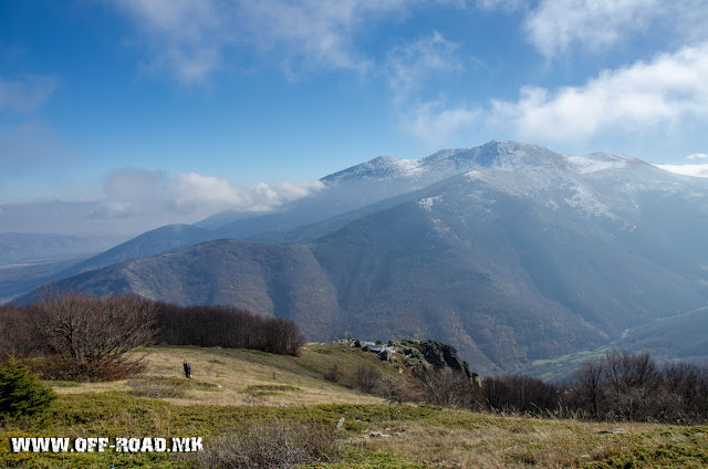 Поглед од врвот Вртешка 2010 м во близина на село Маловиште