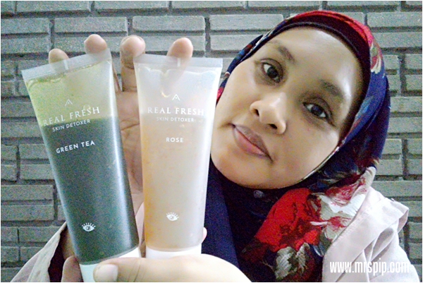 Review Althea Real Fresh Skin Detoxer Rose & Green Tea 