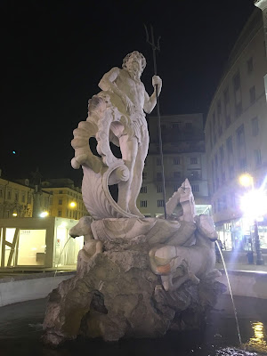 Things to do in Trieste - Statue of Neptune