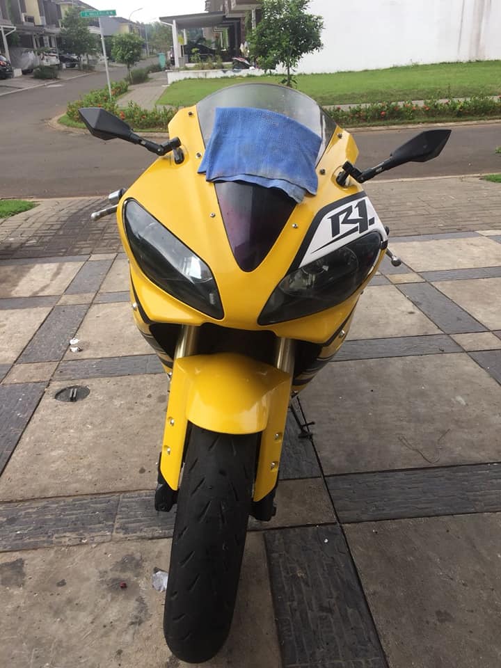 yamaha r1 untuk dijual