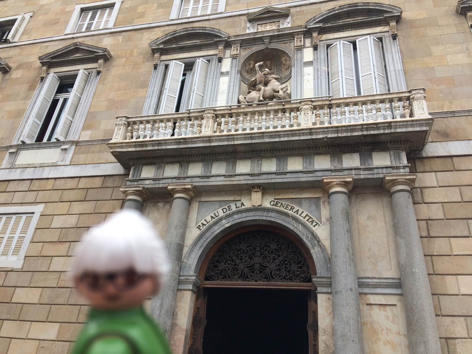 THE GRANDMA&rsquo;S LOGBOOK &mdash;: GRANITE COLUMNS FROM TROJA TO BARCELONA