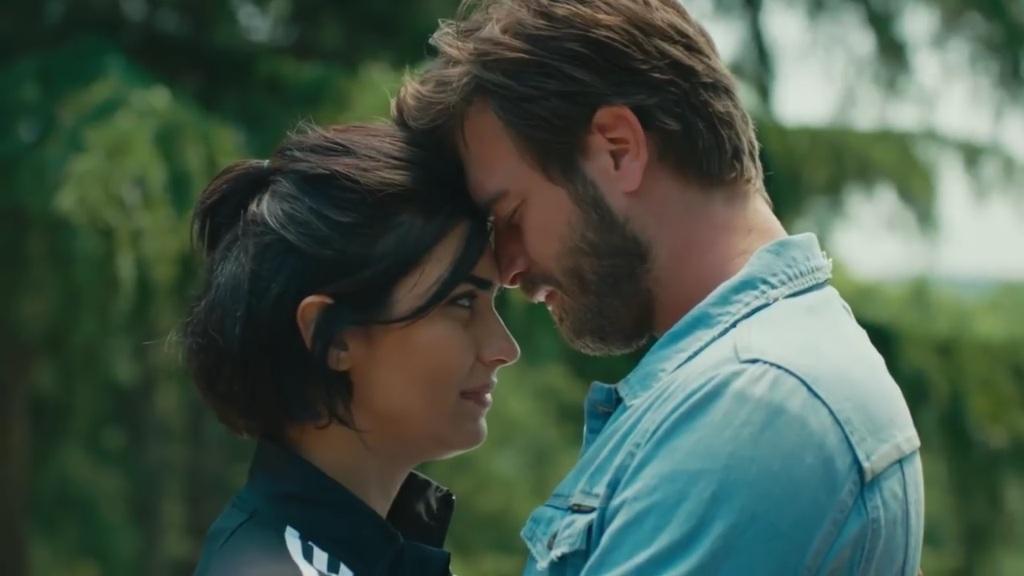 Meandry uczuć odcinek 93: Riza ginie na morzu! Bulent zostaje zatrzymany! [Streszczenie + Zdjęcia]