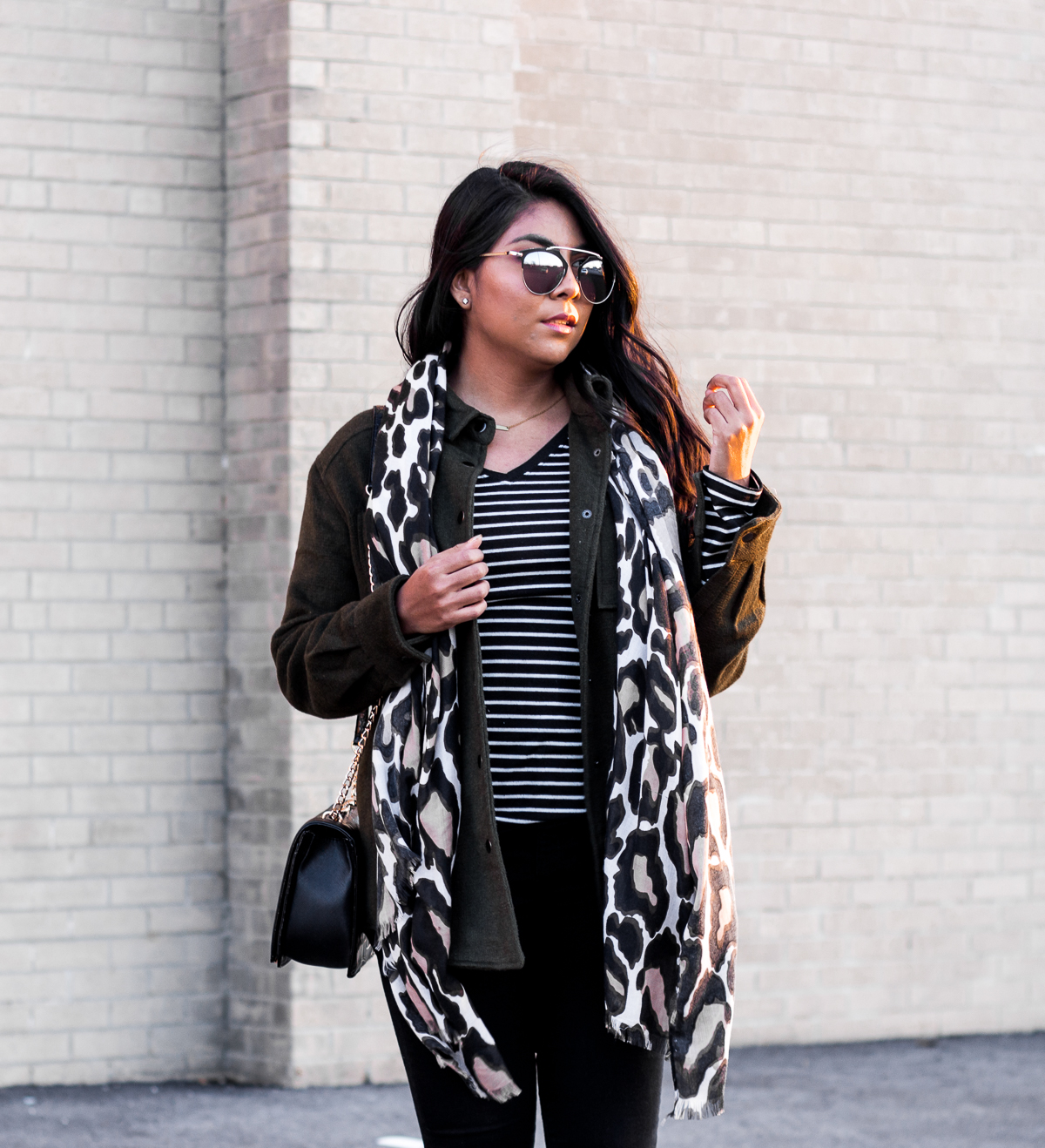 leopard-scarf-outfit