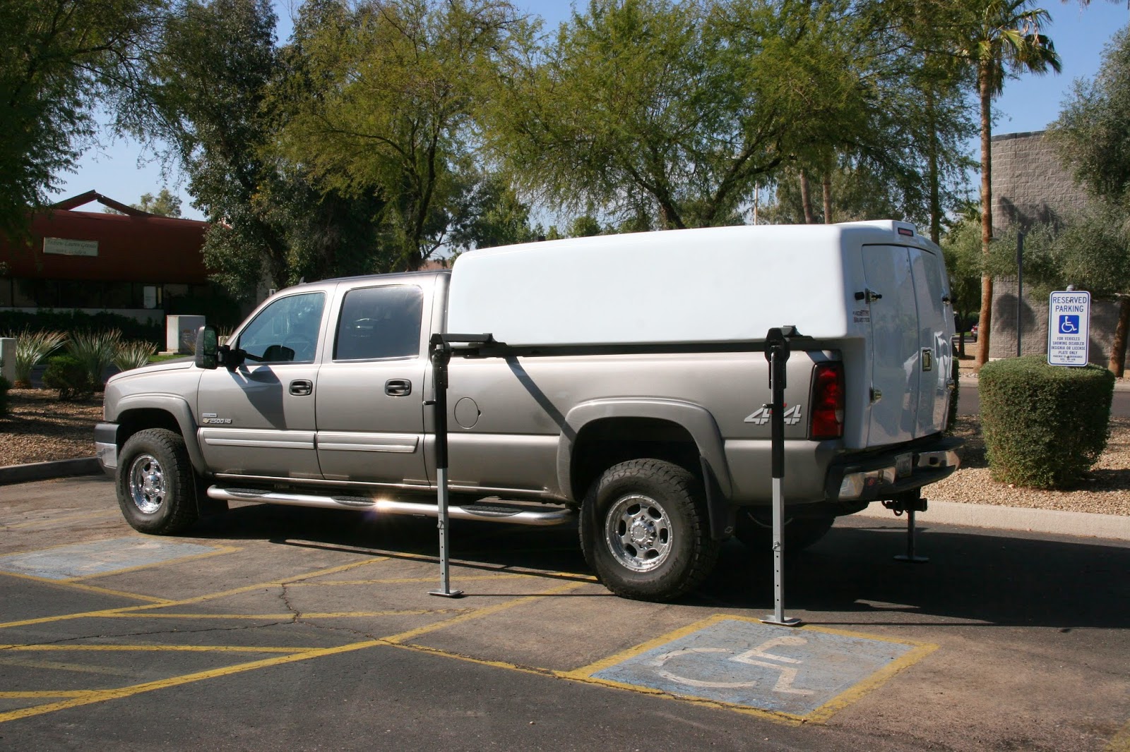 Transferable SlipOn Work Truck Bodies For Standard Pickup Trucks