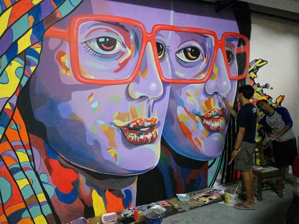 Mural at Front One Inn Hotel Semarang Jogja Painting