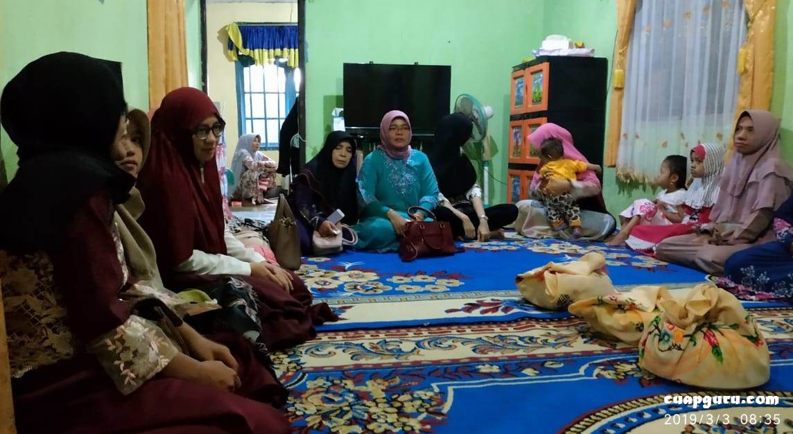 Acara Lamaran Sederhana Di Rumah