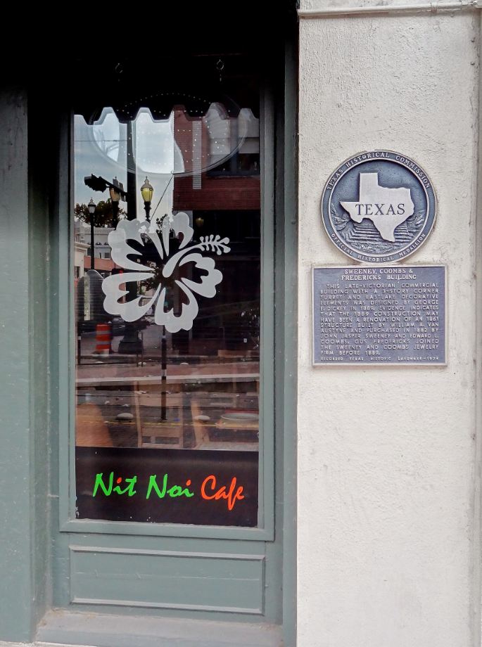 Houston in Pics Nit Noi Thai restaurant in historic building on Main S