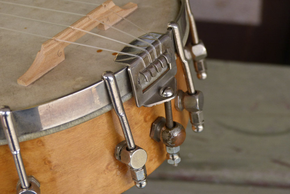 1920s SlingerlandStyle "Victory" Banjo Ukulele
