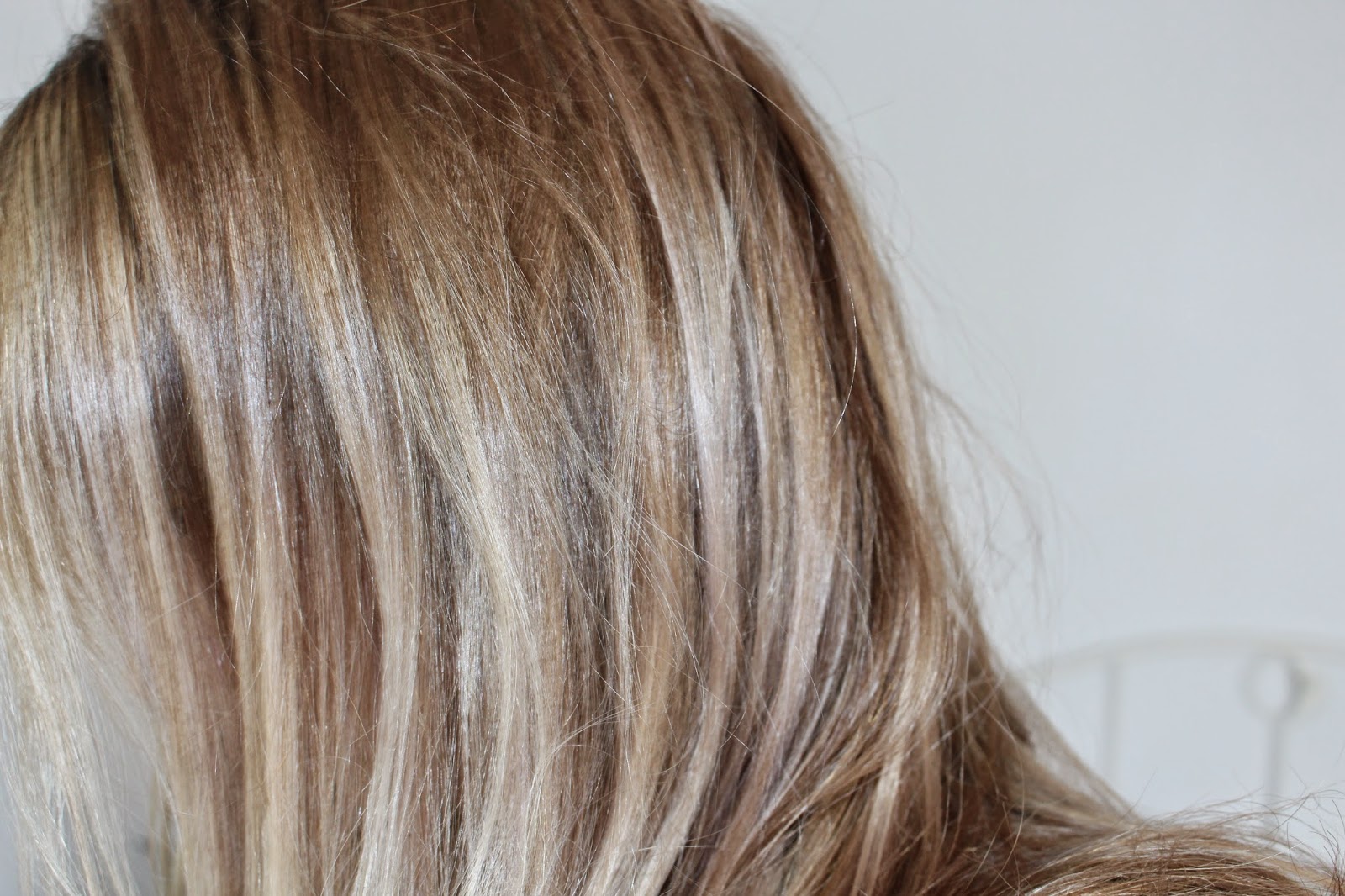 2. DIY Blonde Hair Toner with Hairspray - wide 9