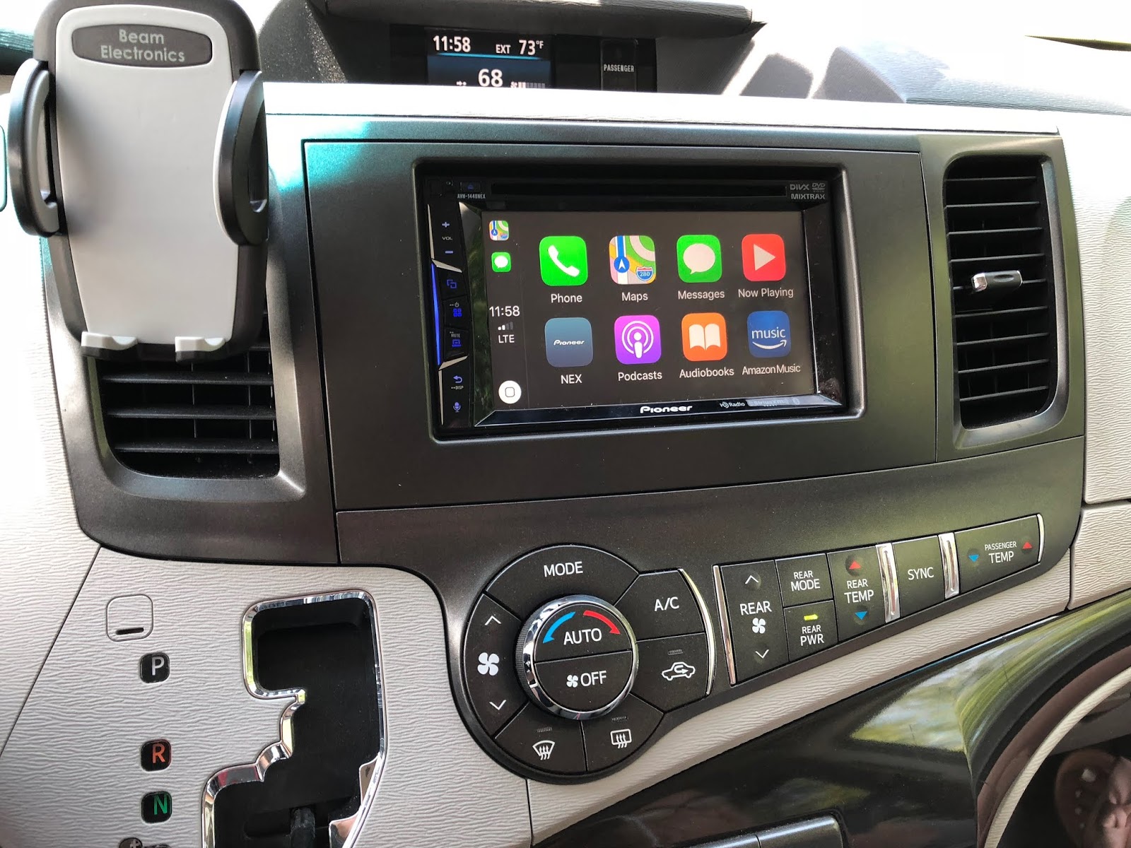 Toyota Sienna Screen Mirroring Iphone