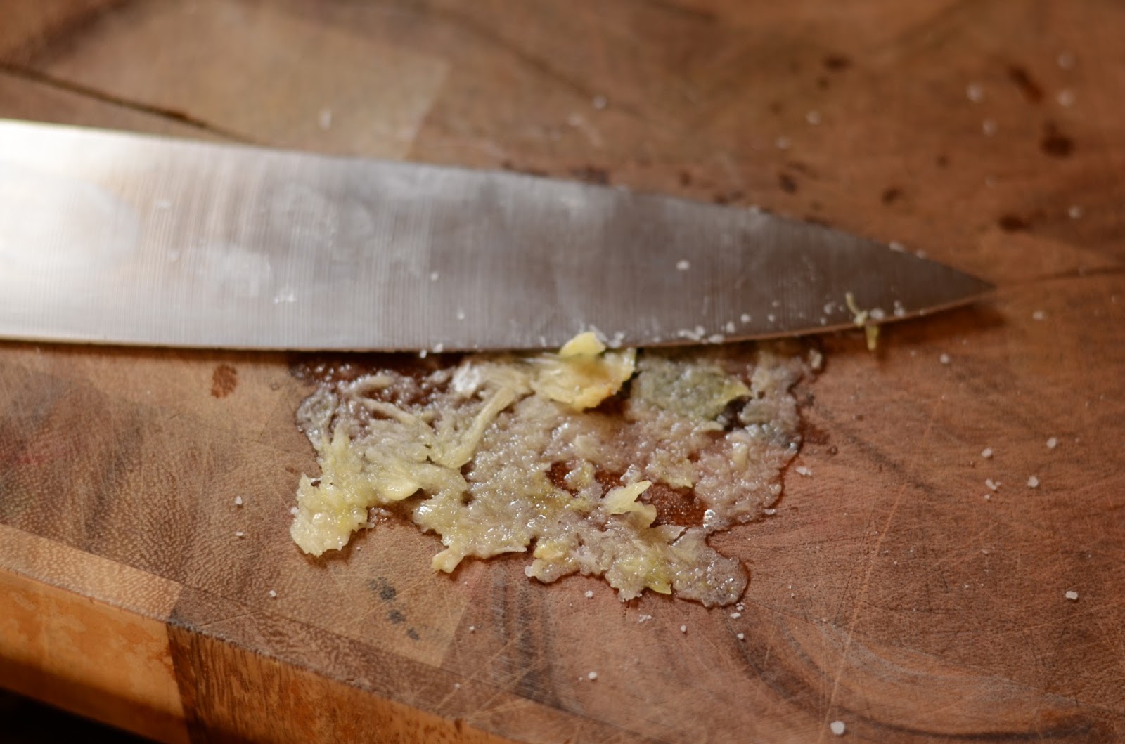 Food for Flicks Helpful Tip Making Garlic Paste