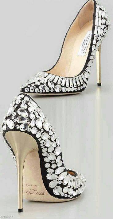 10 Ultra Trendy Designer Shoes - trends4everyone