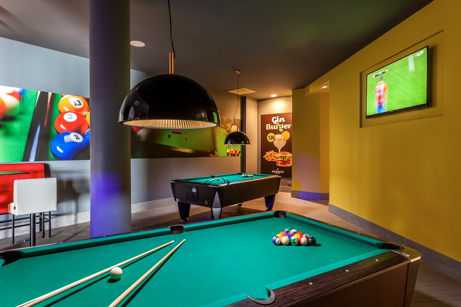 Camino de Letras con Syra Champs Sports Bar Costa Teguise