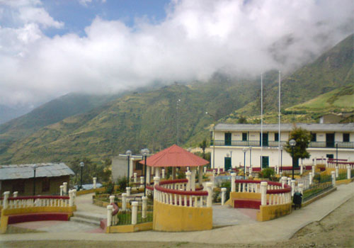 31 de Octubre - Creación del distrito de Colcabamba (Huaraz)