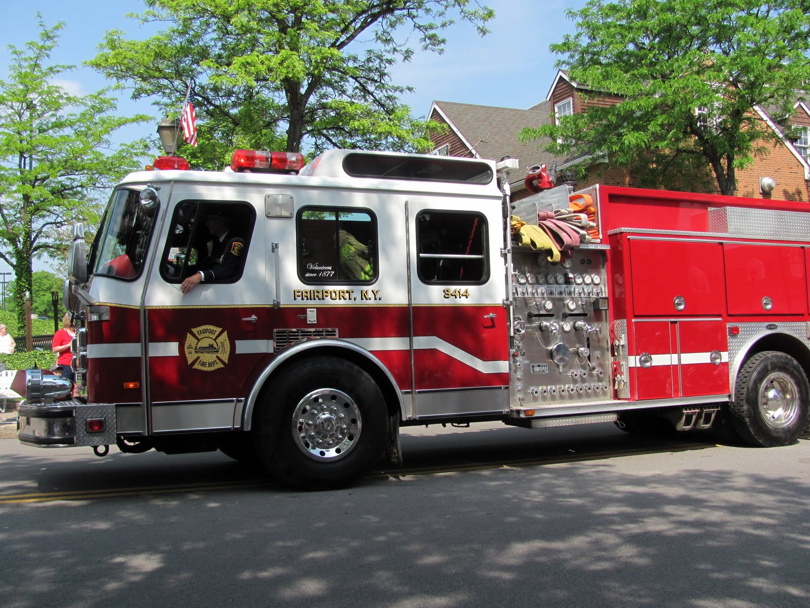 Life Comparisons Returning to America Fairport's Memorial Day Parade