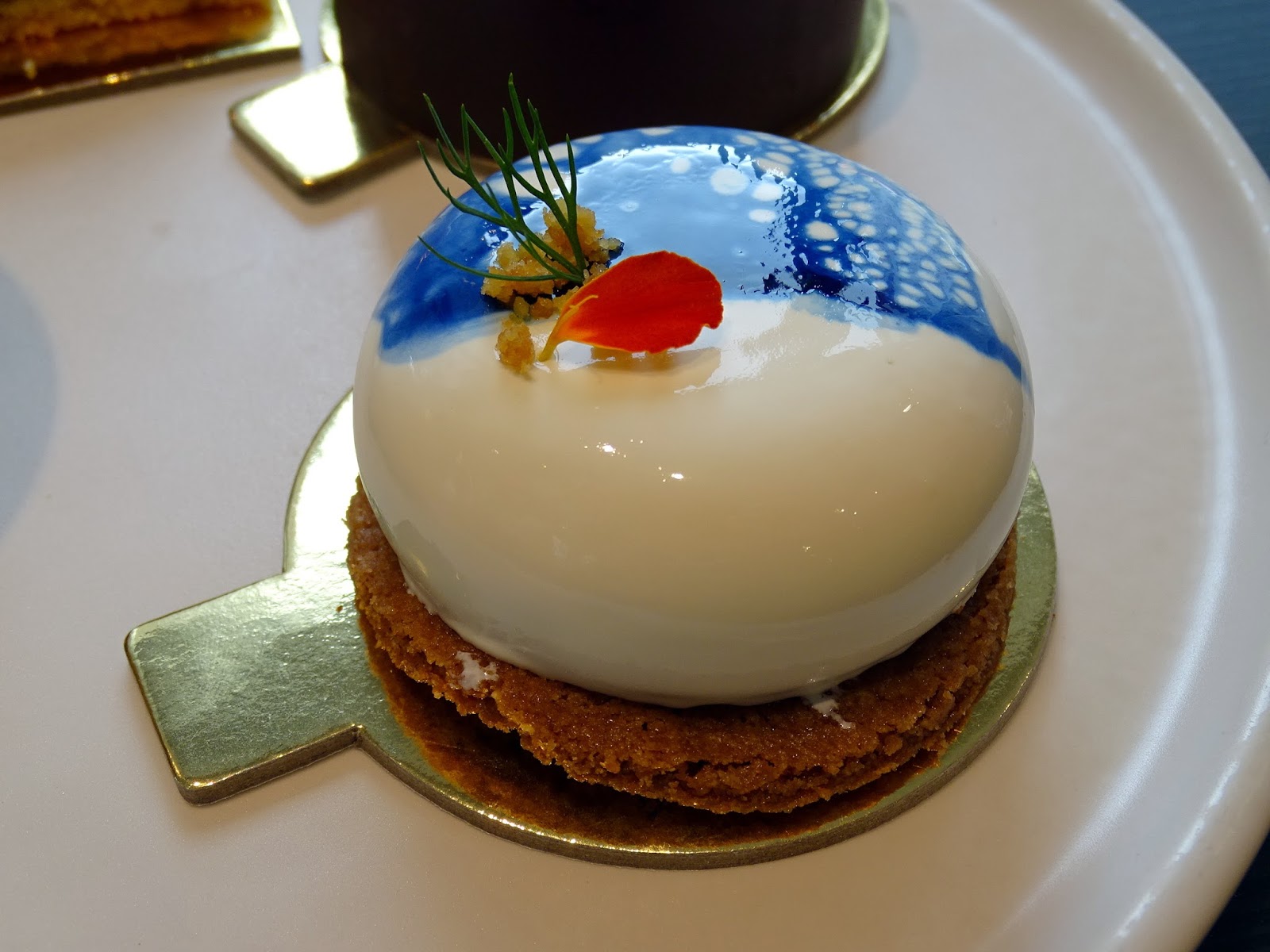 KOI Dessert Bar (Sydney, AUSTRALIA) ★★★★☆ A traveling foodie's