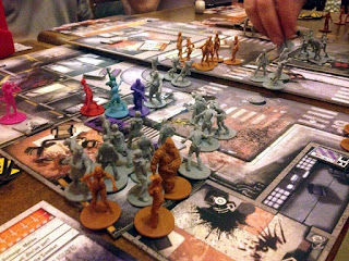 https://3.bp.blogspot.com/-1iugh5h1xxw/WXY0VkwkAQI/AAAAAAAADhU/f__jFaVGdcsYTK7-1fFR7Firq6EK6qYtwCLcBGAs/s320/Zombicide-Prison-21.jpg