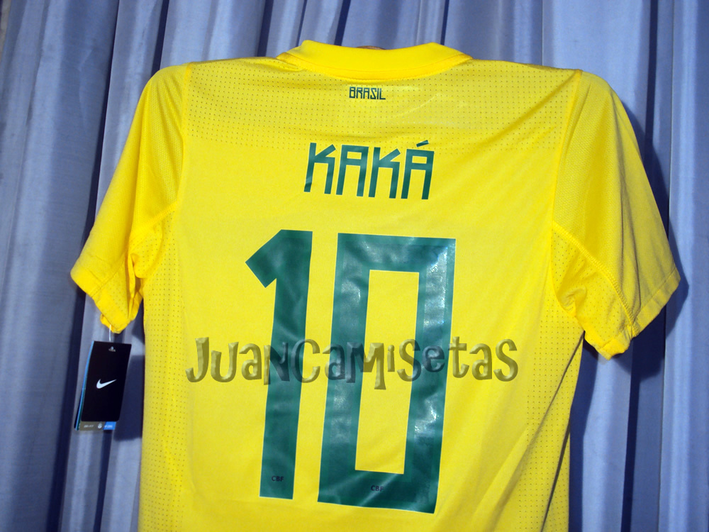 Mundo Camiseta - Camiseta Brasil 🇧🇷 Alternativa 🕰Temporada 2011