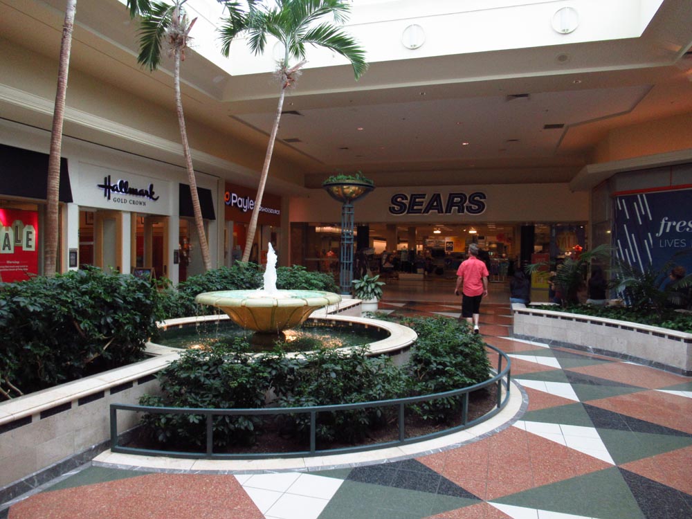 Sky City Retail History Concord Mall Wilmington, DE