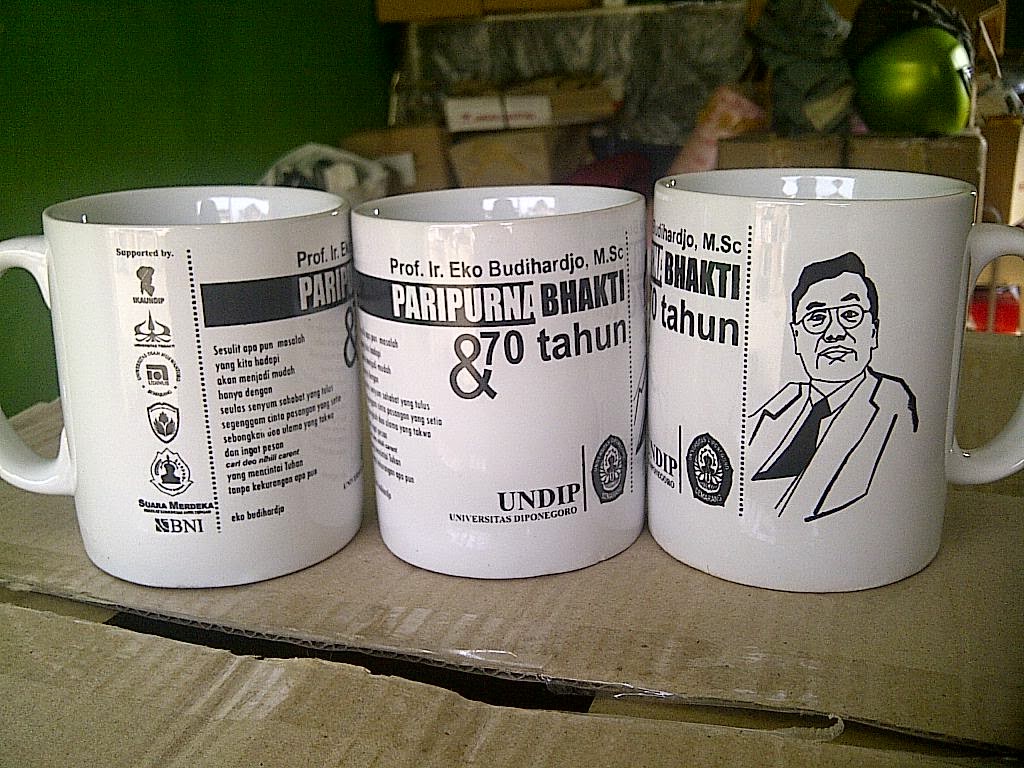 Pusat Souvenir Gelas SGS Semarang HP. 082194940394 SMS/WA