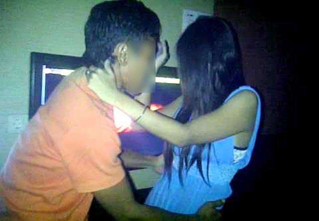 Karaoke mesum. Lc karaoke bugil. Pemandu karaoke mesum. Karaoke mesum. Cewek karaoke.