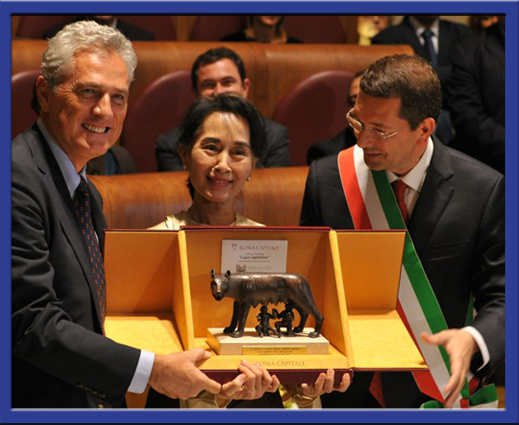 Foto Suu Kyi penerima Nobel Perdamaian