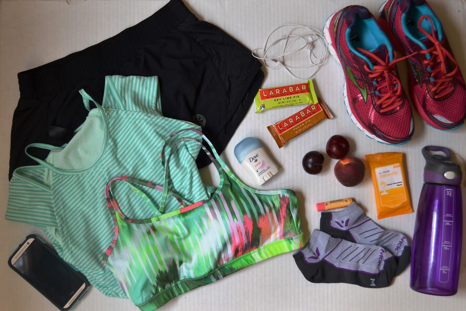 What's in My Gym Bag The Nutritionist Reviews
