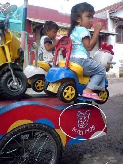 Ngakak! Tulisan Publik Ini Konyol Banget!