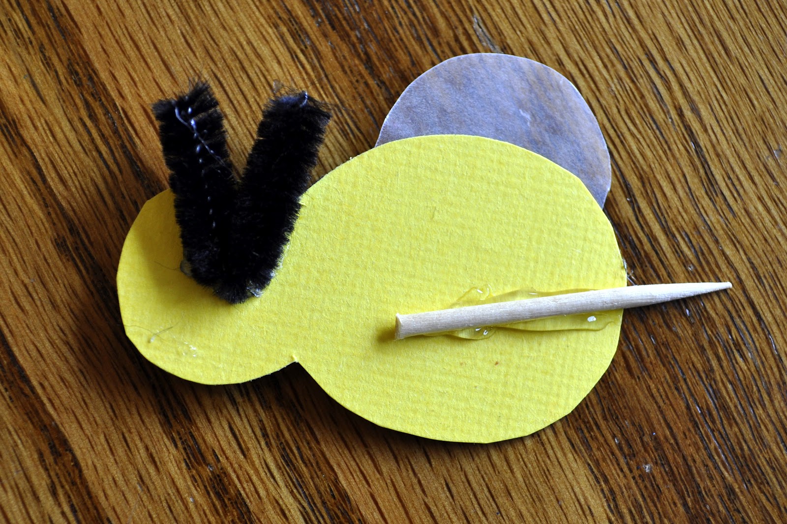 Creative bee crafts for adults 