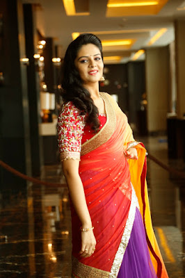 SriMukhi in Saree Photos