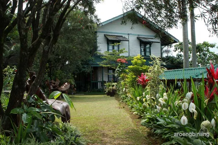 villa la lita gunung bunder