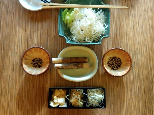 【食記】台北信義區赤神日式豬排,酥脆厚實的炸豬排,白飯無限供應!