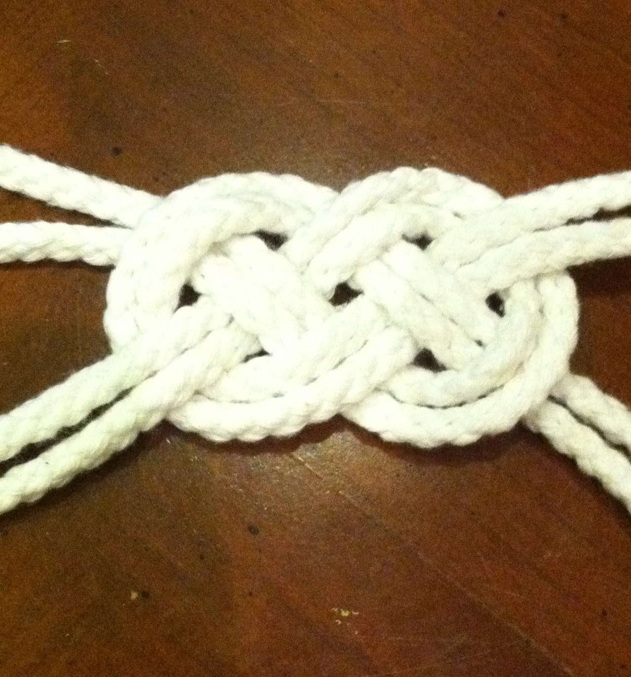 If I can do it, you can too! Sailors Knot Bracelet