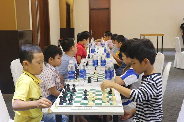 Học cờ vua cho thiếu nhi tại quận Tân Phú TPHCM