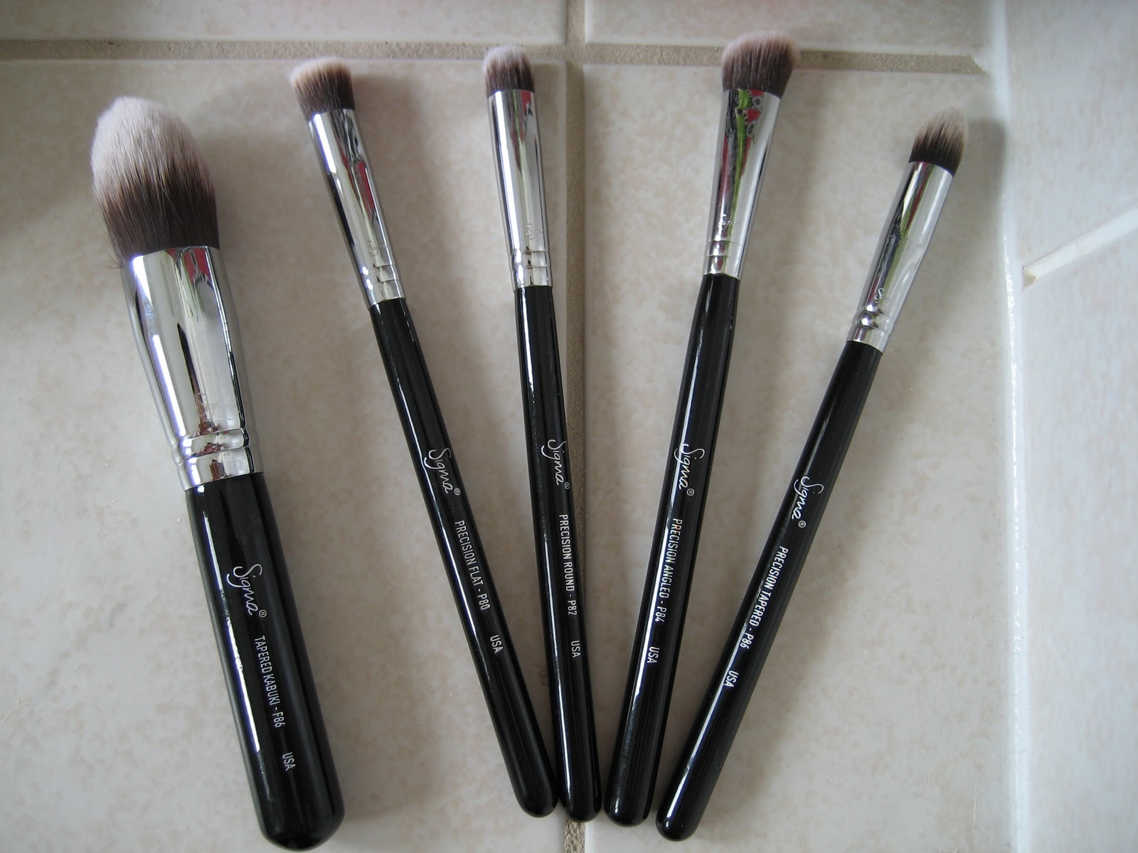 A Beauty Blog. NEW! Sigma SigMAX brushes