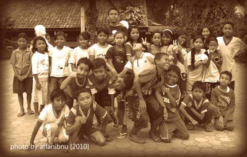 Anak - Anak desa Lombok