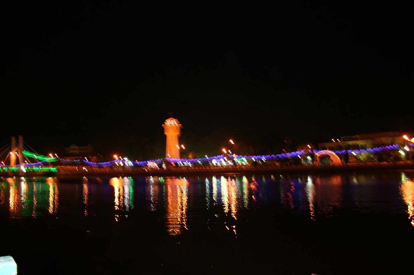 Moon phases Như Đồng photos: Phong cảnh thành phố Phan Thiết - Phan Thiet city