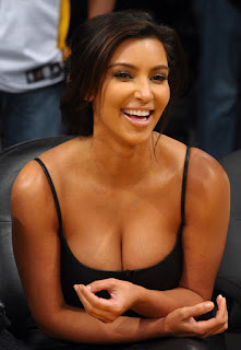 Kim Kardashian Pregnant Photo