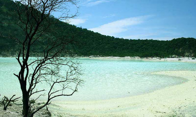 15 Tempat Wisata di Bandung Paling Ramai Dikunjungi - Lihat Wisata