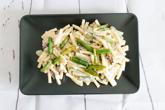 Monster essen in Wirklichkeit Blumen - warmer Nudelsalat mit ...